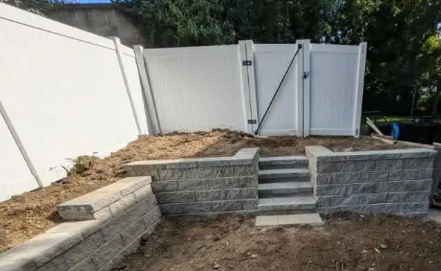 retaining wall buit and repair in york lbe masonry  